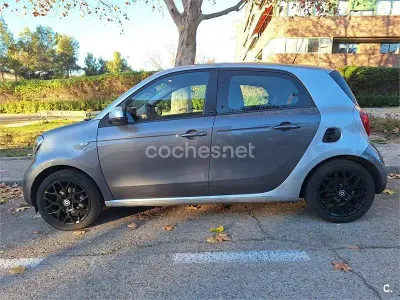 Usado Smart ForFour Passion 71 CV (52 kW) 2015 Gris / plata Utilitario