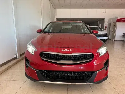 Usado Kia XCeed 136 CV (100 kW) 2020 Rojo SUV