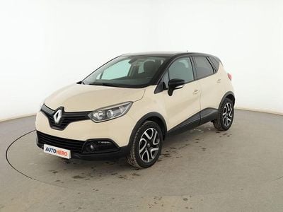 Usado Renault Captur Zen 90 CV (66 kW) 2016 Beige SUV