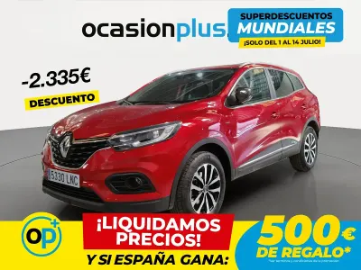 Usado Renault Kadjar LIMITED 140 CV (102 kW) 2021 Rojo SUV