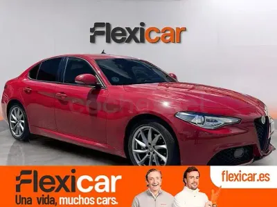 Usado Alfa Romeo Giulia Sprint 200 CV (147 kW) 2022 Rojo Berlina