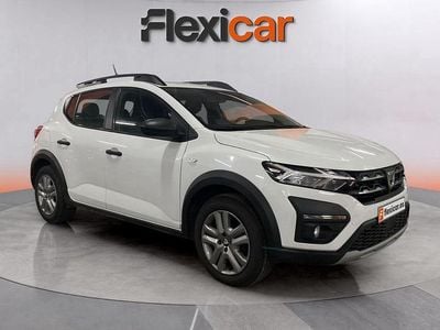 Blanco Usado 2022 Dacia Sandero Essentiel Berlina | 11.990 € (Buen precio)