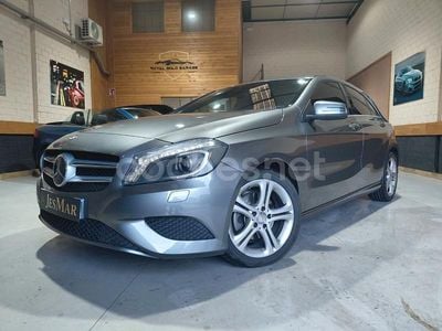 Usado Mercedes A200 Urban 136 CV (100 kW) 2015 Gris / plata Berlina