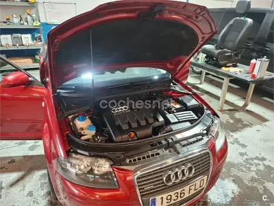 Usado Audi A3 Attraction 140 CV (102 kW) 2007 Granate Utilitario