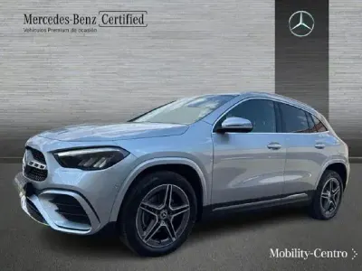 Usado Mercedes GLA250 218 CV (160 kW) 2025 Plata hightech SUV