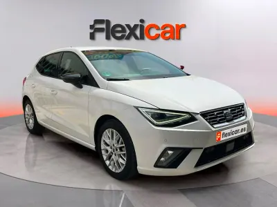 Usado Seat Ibiza Reference 80 CV (58 kW) 2025 Blanco Utilitario