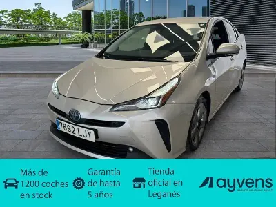 Używany Toyota Prius 122 KM (89 kW) 2020 Brązowy Hatchback
