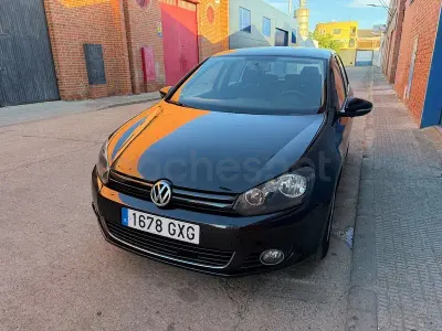 Usado VW Golf VI Advance 105 CV (77 kW) 2010 Negro Utilitario