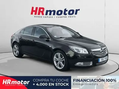 Usado Opel Insignia Sport 160 CV (117 kW) 2011 Negro Berlina