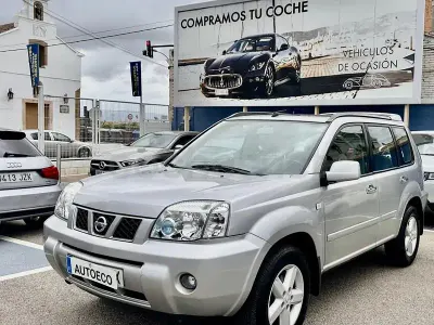 Usado Nissan X-Trail 136 CV (100 kW) 2005 Gris / plata SUV
