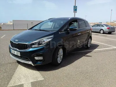 Usado Kia Carens 115 CV (84 kW) 2017 Azul Monovolumen