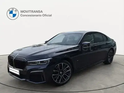 Usado BMW 745e Comfort Edition 394 CV (289 kW) 2021 Negro Berlina