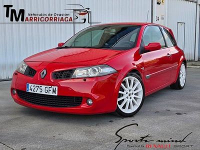 Usado Renault Mégane II 225 CV (165 kW) 2008 Rojo Berlina