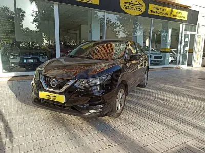 Usado Nissan Qashqai Acenta 115 CV (84 kW) 2018 Negro SUV