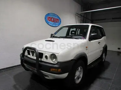 Usado Nissan Terrano 125 CV (91 kW) 1997 Blanco SUV