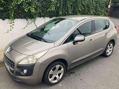 Beige Usado 2009 Peugeot 3008 Premium Monovolumen | 5990 € (Un poco caro)
