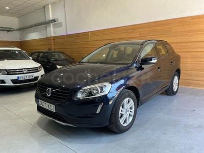 Usado Volvo XC60 Momentum 150 CV (110 kW) 2017 Azul SUV
