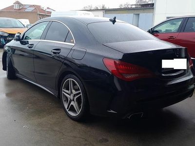 Usado Mercedes CLA200 Executive 136 CV (100 kW) 2016 Negro Berlina