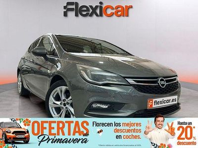 Usado Opel Astra Dynamic 125 CV (91 kW) 2017 Gris / plata Berlina
