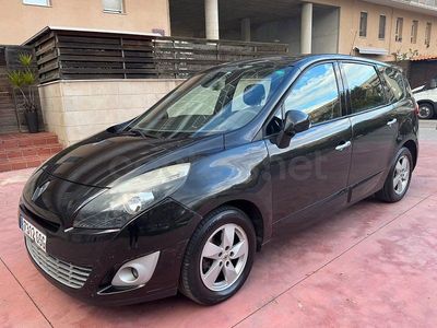 Usado Renault Grand Scénic III Dynamique 130 CV (95 kW) 2009 Negro Monovolumen