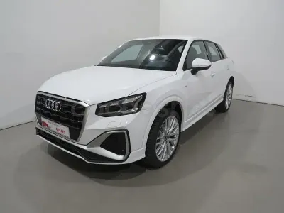 Usado Audi Q2 Ambiente 150 CV (110 kW) 2023 Blanco SUV