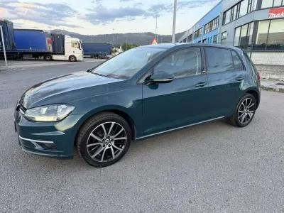 Usado VW Golf VII 110 CV (80 kW) 2017 Verde Utilitario