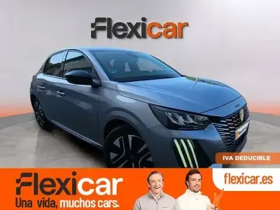 Usado Peugeot 208 Allure 100 CV (73 kW) 2025 Gris Utilitario