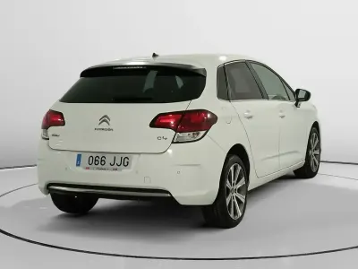 Usado Citroën C4 Feel 120 HP (88 kW) 2015 Branco Sedan