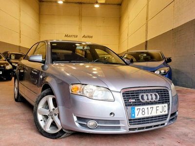 Usado Audi A4 Exclusive 140 CV (102 kW) 2007 Gris / plata Berlina