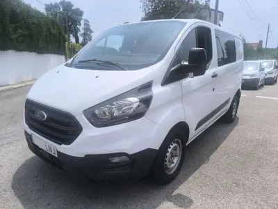 Usado Ford Transit Custom Ambiente 105 CV (77 kW) 2021 Blanco Familiar