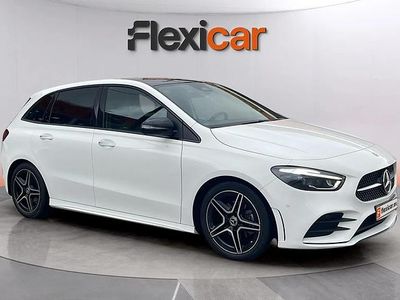 Usado Mercedes B180 116 CV (85 kW) 2023 Blanco Monovolumen