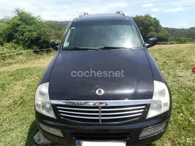 Usado SsangYong Rexton 165 CV (121 kW) 2006 Negro SUV