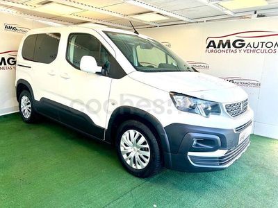 Usado Peugeot Rifter Active 100 CV (73 kW) 2021 Blanco Monovolumen