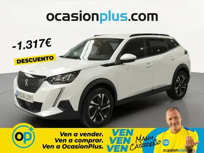 Usado Peugeot 2008 Allure 130 CV (95 kW) 2021 Blanco SUV
