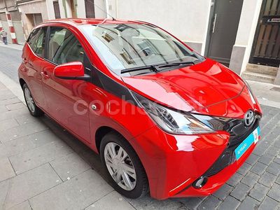 Rojo Usado 2017 Toyota Aygo X-clusiv Utilitario | 11.670 € (Precio justo)