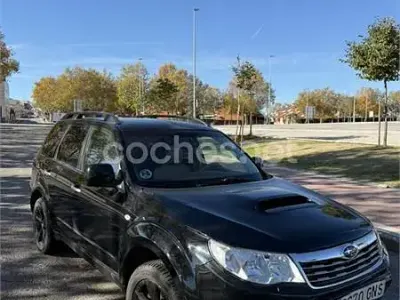 Usado Subaru Forester 147 CV (108 kW) 2009 Negro SUV