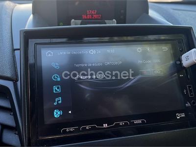 Usado Ford Fiesta Trend 68 CV (50 kW) 2010 Azul Utilitario