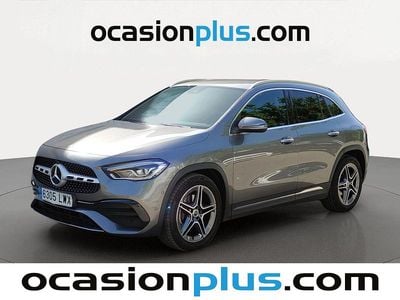 Käytetty Mercedes GLA180 AMG 136 HP (100 kW) 2022 Harmaa Katumaasturi