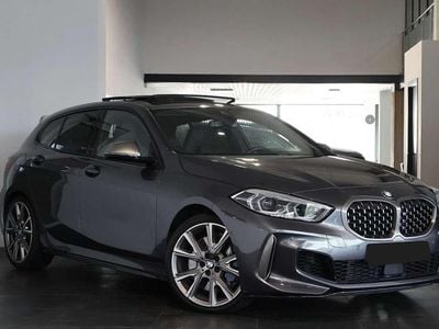 Usado BMW M135 Comfort Edition 306 CV (225 kW) 2021 Gris Utilitario