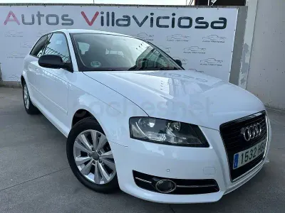 Usado Audi A3 Attraction 105 CV (77 kW) 2011 Blanco Utilitario