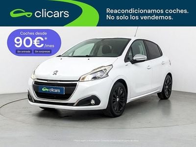 Usado Peugeot 208 Style 82 CV (60 kW) 2017 Blanco Utilitario