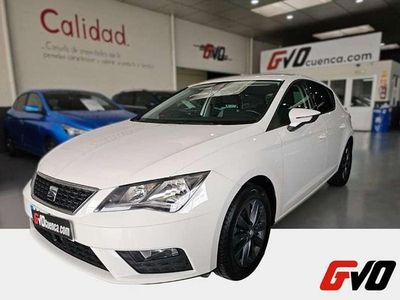 Usado Seat Leon ST Style 131 CV (96 kW) 2018 Blanco Familiar
