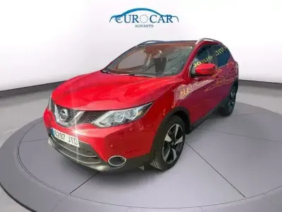 Usado Nissan Qashqai Acenta 115 CV (84 kW) 2016 Rojo SUV