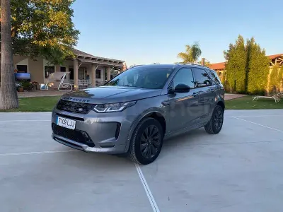 Usado Land Rover Discovery Sport R-Dynamic 150 CV (110 kW) 2020 Gris / plata SUV