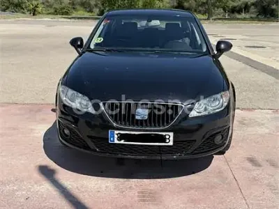 Usado Seat Exeo Sport 143 CV (105 kW) 2011 Negro Familiar