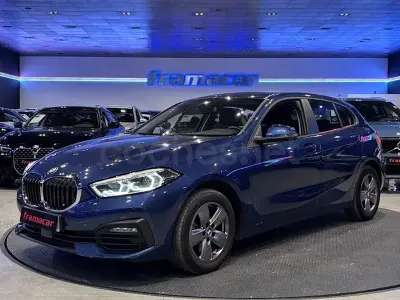 Usado BMW 116 116 CV (85 kW) 2022 Azul Utilitario