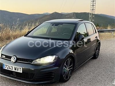 Gris / plata Usado 2015 VW Golf VII GTD Berlina | 16.000 € (Caro)