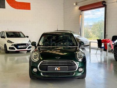 Usado Mini ONE 102 CV (75 kW) 2019 Verde Utilitario