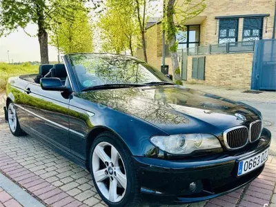 Usado BMW 320 Cabriolet 170 HP (125 kW) 2006 Azul Cabrios