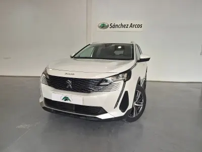 Usado Peugeot 3008 Allure 130 CV (95 kW) 2021 Blanco SUV